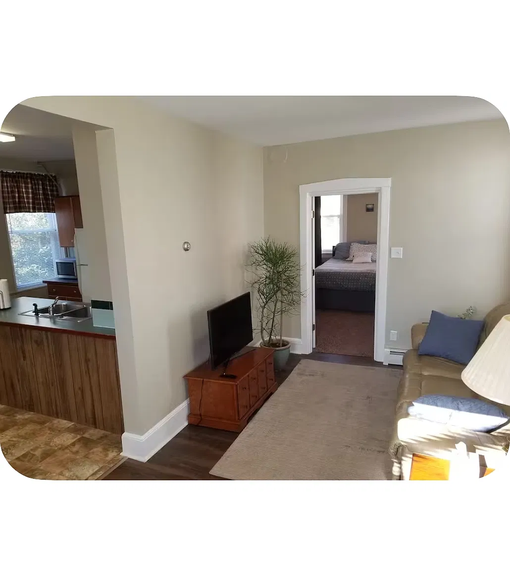 162 W Frederick St — Photo 2