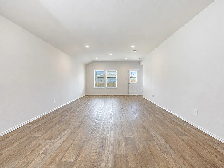 4306 Zeke Estates Ln — Photo 14