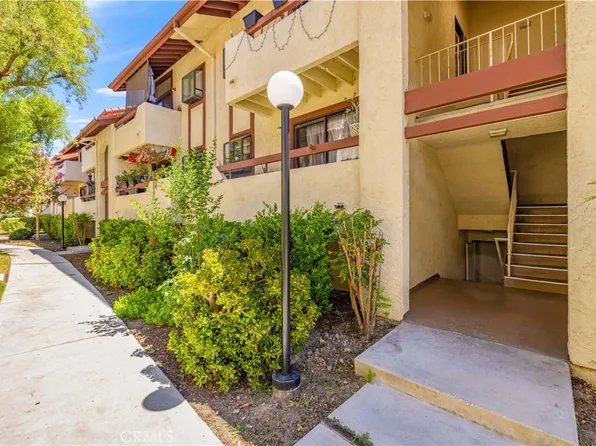 27919 Sarabande Ln Unit 423, Santa Clarita, CA 91387