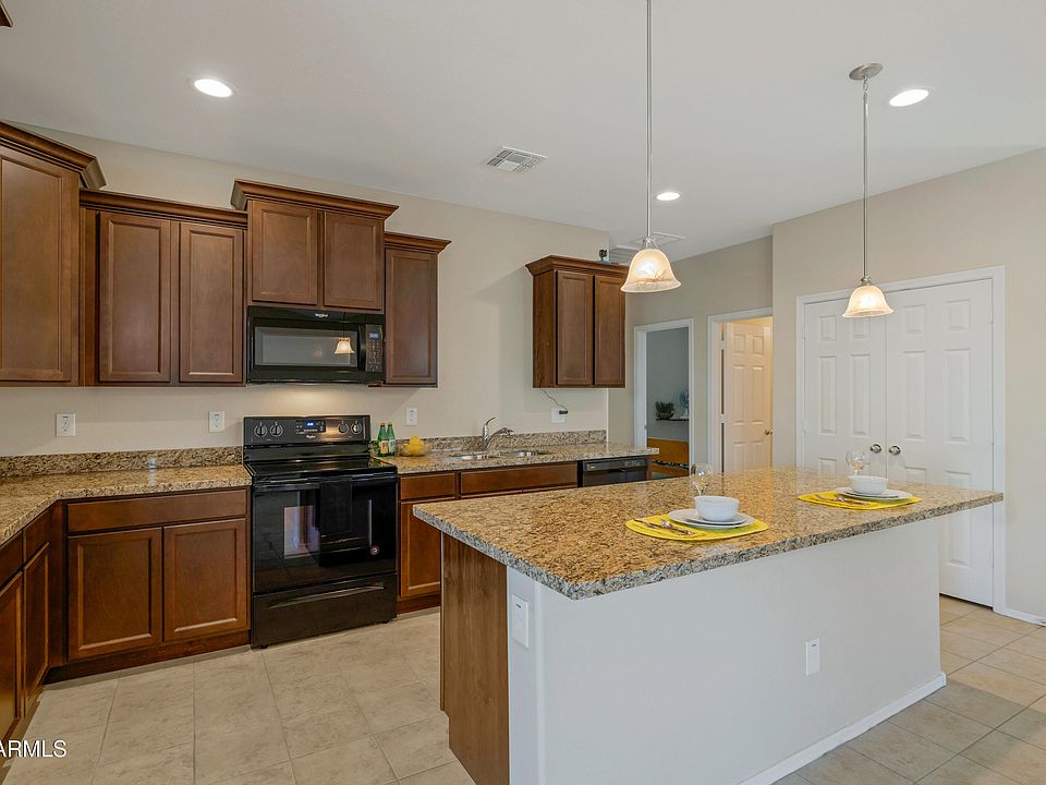 6168 W Freeway Lane, Glendale, AZ 85302 | Zillow