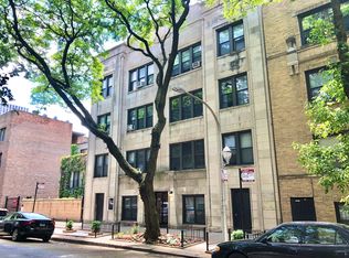 3734 N Pine Grove, Chicago, IL 60613