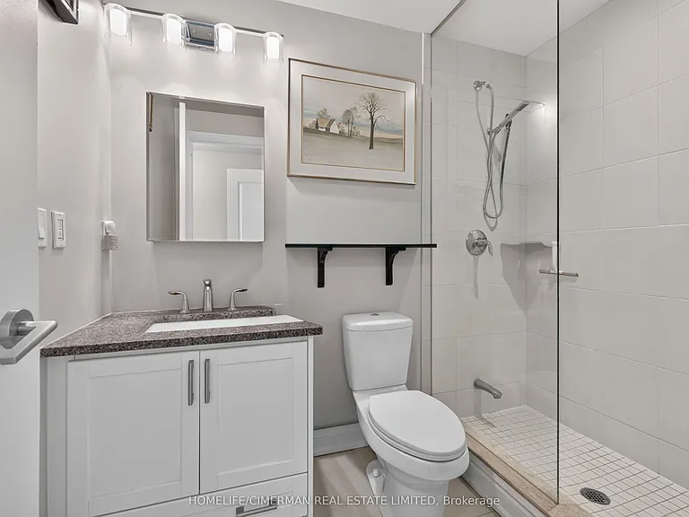 9090 Yonge St #1010 — Photo 33