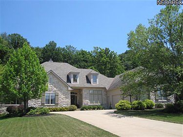 1st image of 9055 Ledgemont Dr