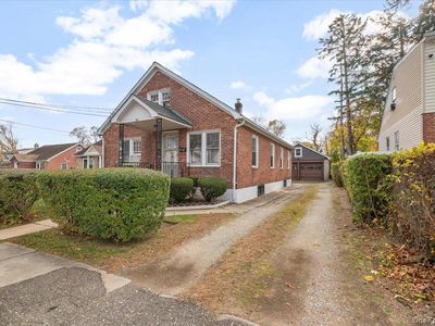 50 E 9th Street, Huntington Station, NY, 11746