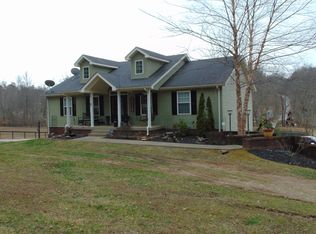 1099 S Stillwell Rd, Boston, KY 40107