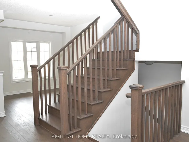 65 Jazzberry Rd #2 — Photo 16