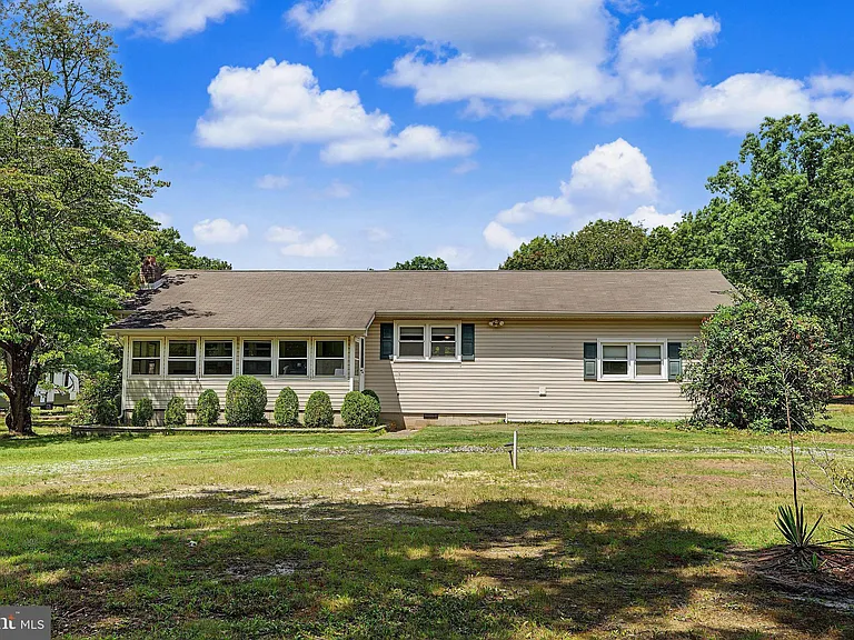 2315 English Creek Ave — Photo 2