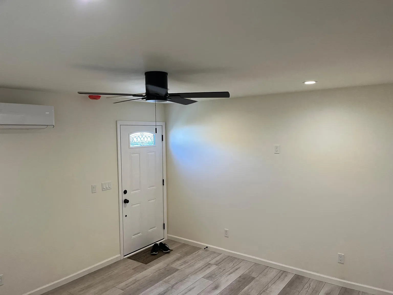 210 Madre St — Photo 2