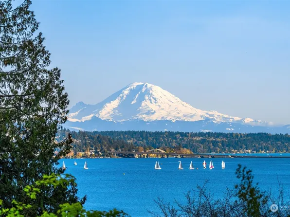 1115 McGilvra Boulevard E, Seattle, WA 98112