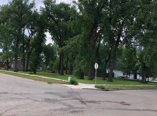 3413 46th Ave SE, Mandan, ND 58554