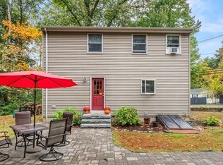 79 Andover St, Georgetown, MA 01833