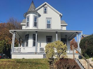 10 W 33rd St, Reading, PA 19606