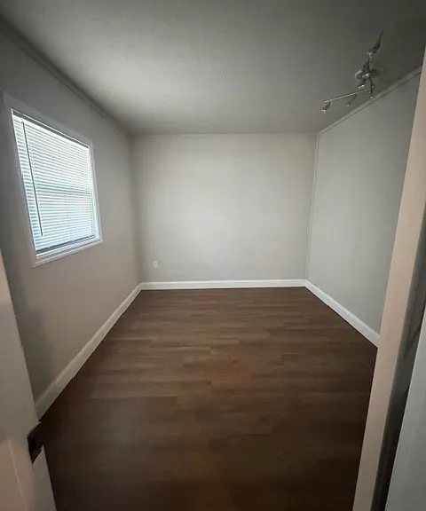 37802 Whitehouse Ave #37802 — Photo 7