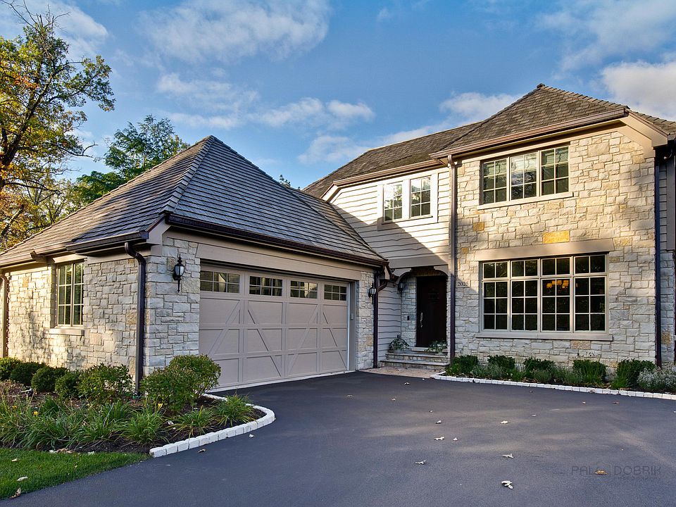 1st image of 2025 Amberley Ct