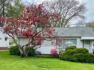5234 Harmony Ln, Willoughby, OH 44094