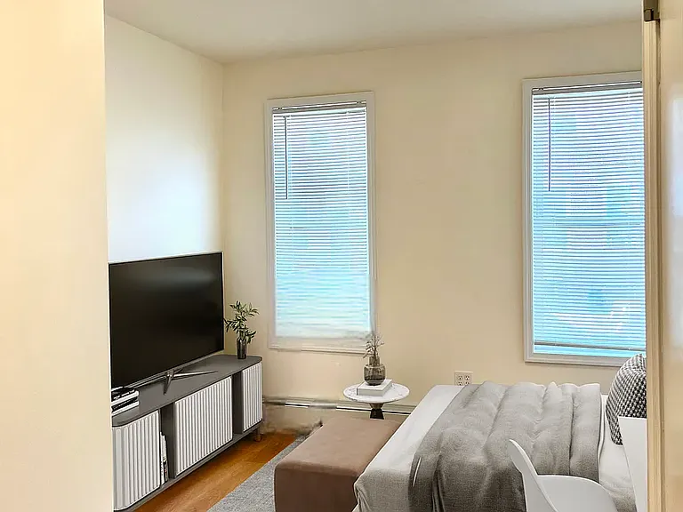2127 Tasker St #A — Photo 1