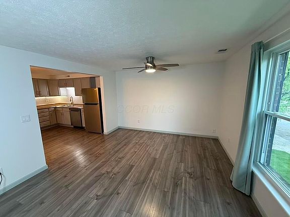 3rd image of 1561 Jennifer Ct APT D