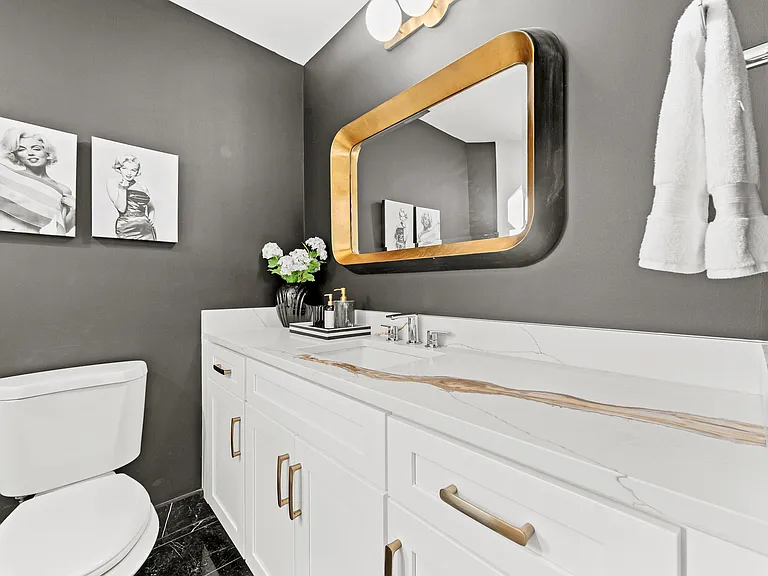 288 Seabreeze Cir — Photo 31