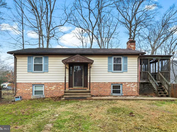 153 Woodland Dr, Stafford, VA 22556