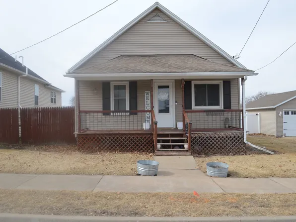 108 N Milwaukee St, Mark, IL 61340