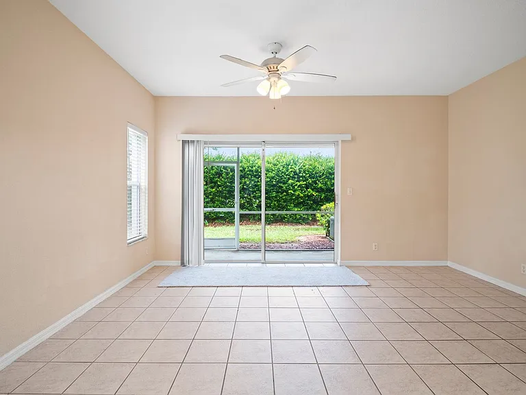 8219 Pacific Beach Dr — Photo 25