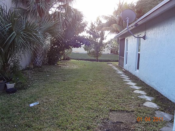 4th image of 8013 NW 100th Drive #8013