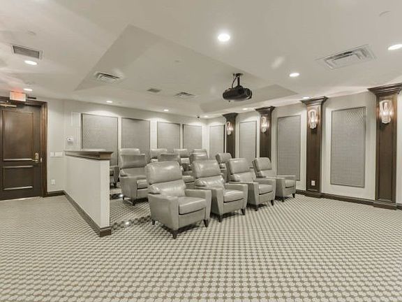 4th image of 9255 Jane St Unit 815