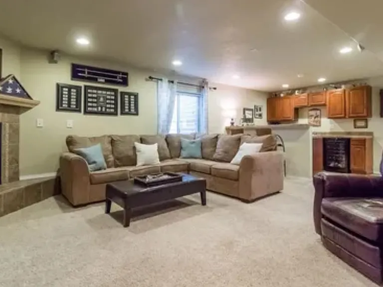 1333 Lookout Springs Dr — Photo 24