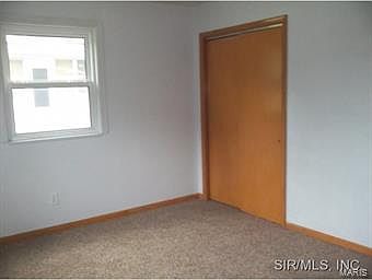 3rd image of 803 E Ward St