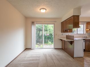5723 NE Skidmore St APT 2, Portland, OR 97218