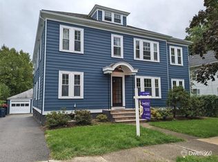 36 Crosby Rd FLOOR 1, Chestnut Hill, MA 02467