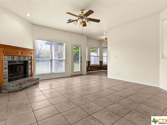 4th image of 5023 Teal Dr