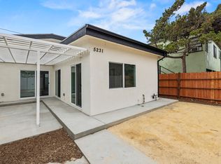 5233 Strohm Ave, North Hollywood, CA 91601