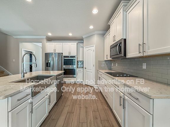 5th image of 1037 Wilmot Pl