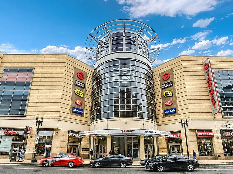 Shopping nearby