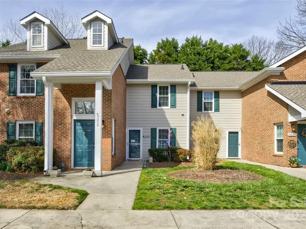 9224 Kings Canyon Dr, Charlotte, NC 28210