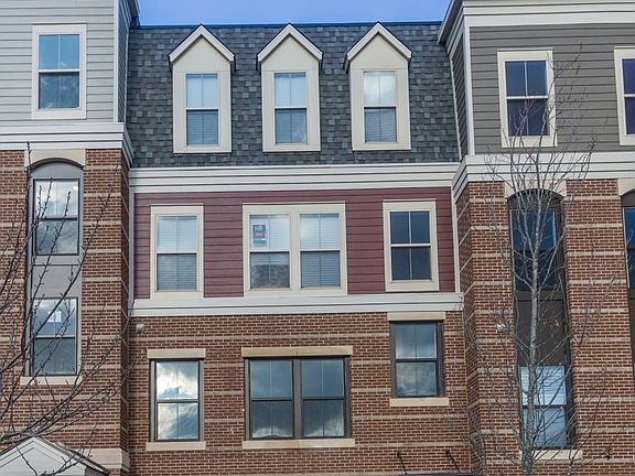 3rd image of 3992 Norton Pl