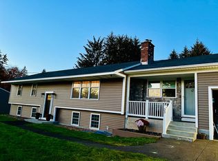 33 Sapphire St, Enfield, CT 06082