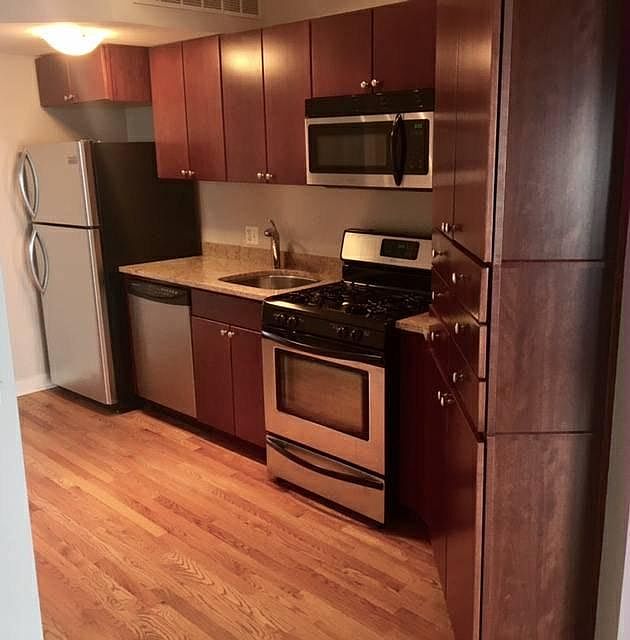 1st image of 2403 N Clybourn Ave #4
