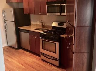 2403 N Clybourn Ave #4, Chicago, IL 60614