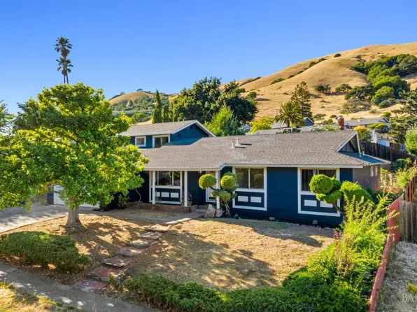 2576 Center Road, Novato, CA 94947