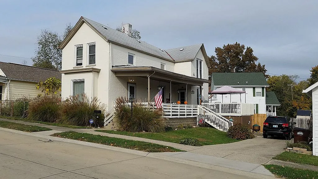 143 Kenton St photo 1