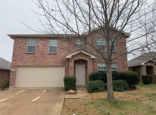 1800 Thorntree Ln, Justin, TX 76247