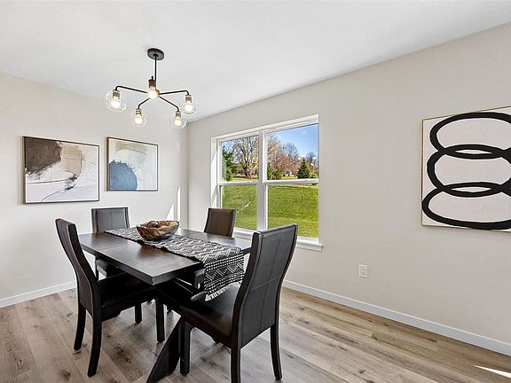 4th image of 107 Dawson Dr