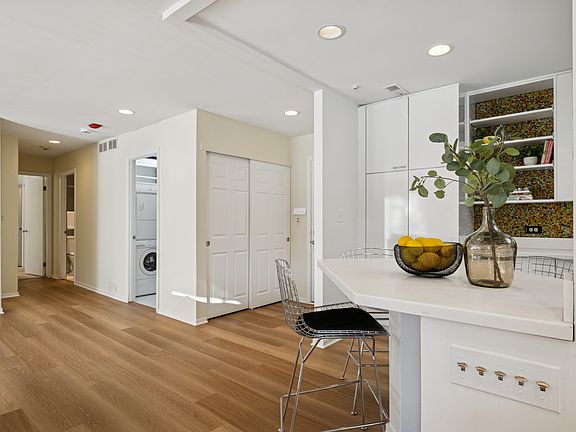 2nd image of 3030 Pheasant Creek Dr APT 102