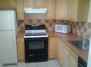 403 SW 148th Ave APT 1B, Pembroke Pines, FL 33027