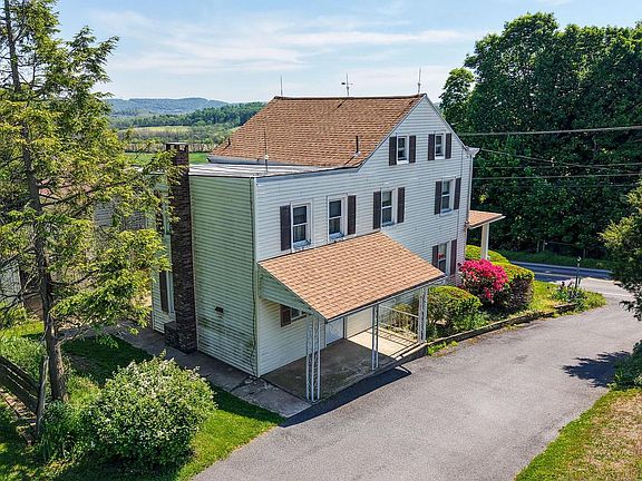 3rd image of 3577 State Hill Rd