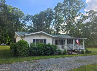 969 Flowers Rd, Molena, GA 30258