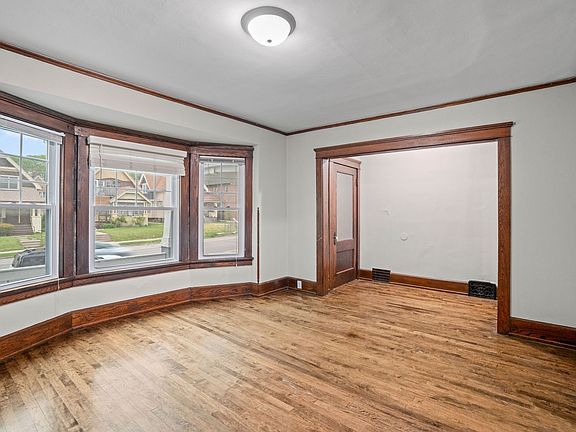 2nd image of 3028 N Oakland Ave