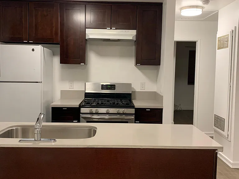 621 N Benton Way #5 — Photo 16